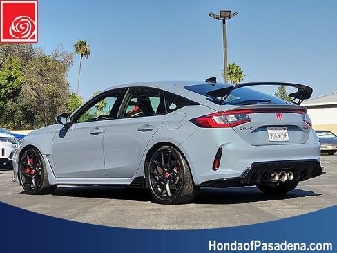 Certified 2023 Honda Civic Type R image 7
