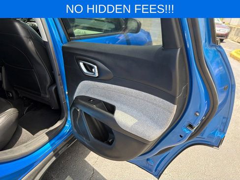 Used 2022 Jeep Compass Latitude AWD/4WD image 29