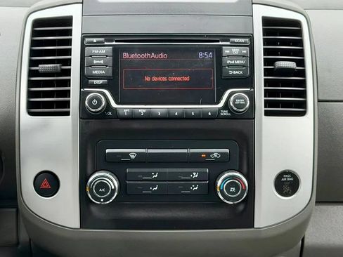 Used 2018 Nissan Frontier SV AWD/4WD image 20