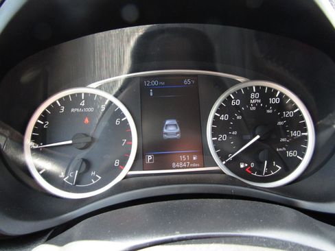 Used 2019 Nissan Sentra SR FWD image 14
