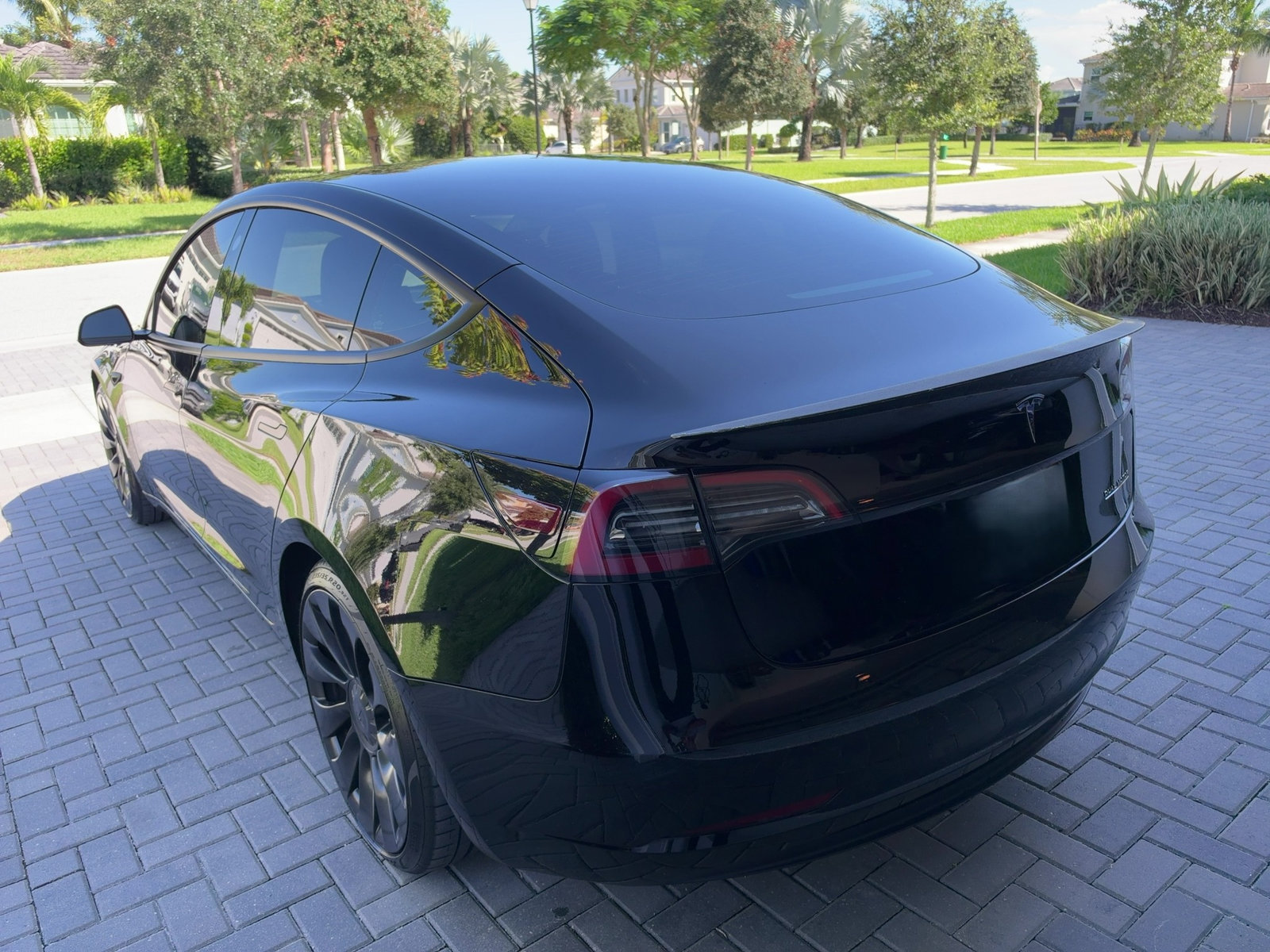Used 2023 Tesla Model 3 Performance AWD/4WD image 3