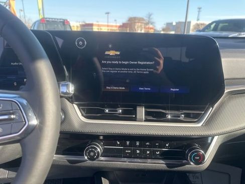 New 2026 Chevrolet Equinox LT image 22