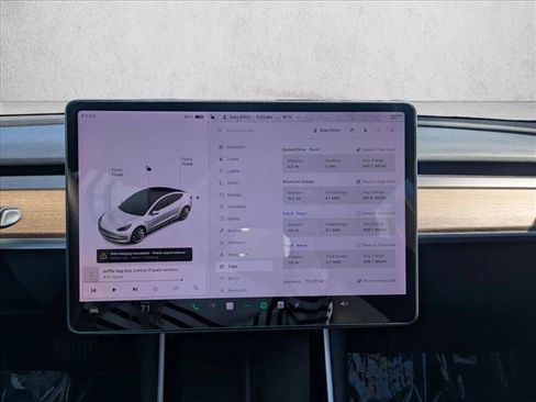 Used 2020 Tesla Model 3 Standard Range image 11