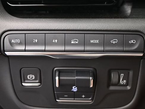 Used 2021 Cadillac Escalade Sport w/ Driver Assist Tech Package AWD/4WD image 38