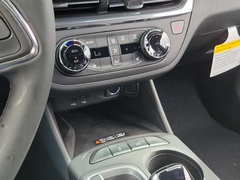 New 2026 Buick Envista Sport Touring w/ Convenience I Package FWD image 30