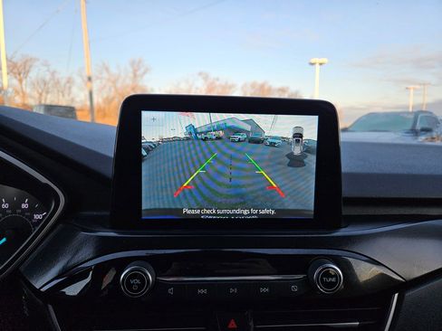 Used 2021 Ford Escape SEL w/ SEL Stealth AWD Package image 15