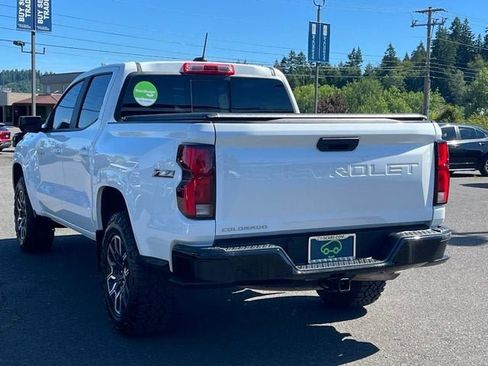 Used 2023 Chevrolet Colorado Z71 w/ Advanced Trailering Package AWD/4WD image 10