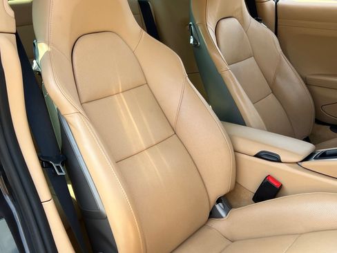 Used 2013 Porsche 911 Carrera 4S AWD/4WD image 17