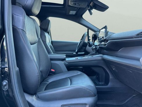 Certified 2024 Toyota Sienna XLE Woodland Edition image 20