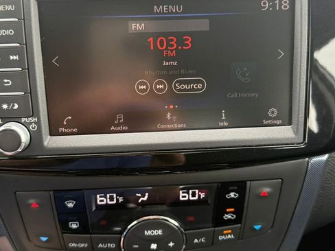 Used 2019 Nissan Sentra SR w/ Exterior Package FWD image 31