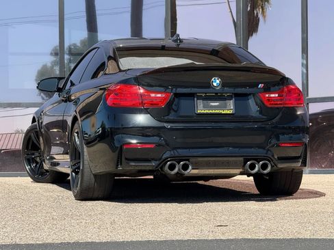 Used 2017 BMW M4 Coupe image 9