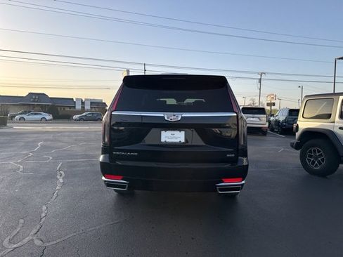 Certified 2021 Cadillac Escalade ESV Premium Luxury Platinum image 16