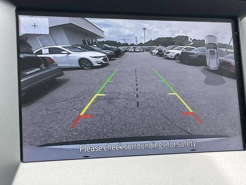 Used 2020 Ford Edge SE FWD image 24