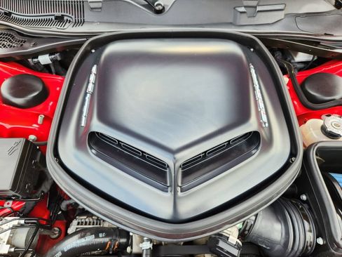 Used 2016 Dodge Challenger R/T Scat Pack RWD image 36