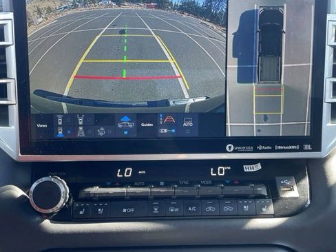 Used 2022 Toyota Tundra Platinum w/ Advanced Package image 31