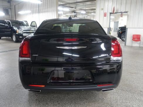 Used 2019 Chrysler 300 S w/ S Model Appearance Package image 6