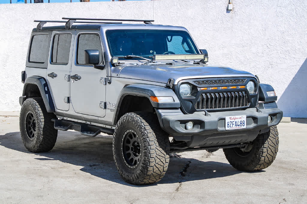 Used 2019 Jeep Wrangler Unlimited Sport S AWD/4WD image 3
