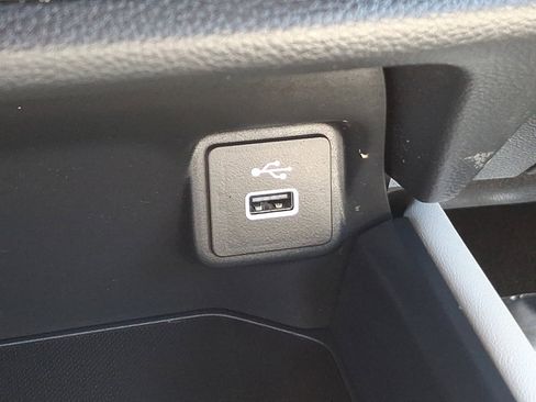 Used 2025 Honda HR-V LX image 23