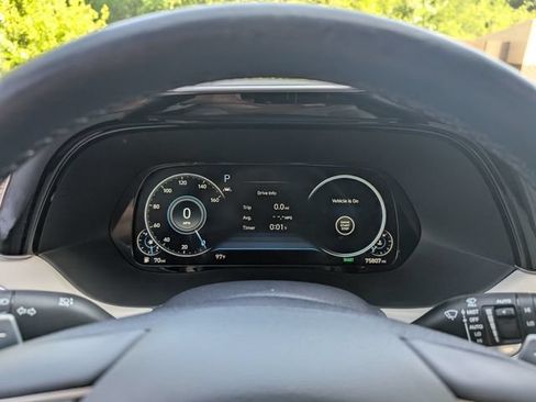 Certified 2022 Hyundai Palisade Limited AWD/4WD image 18
