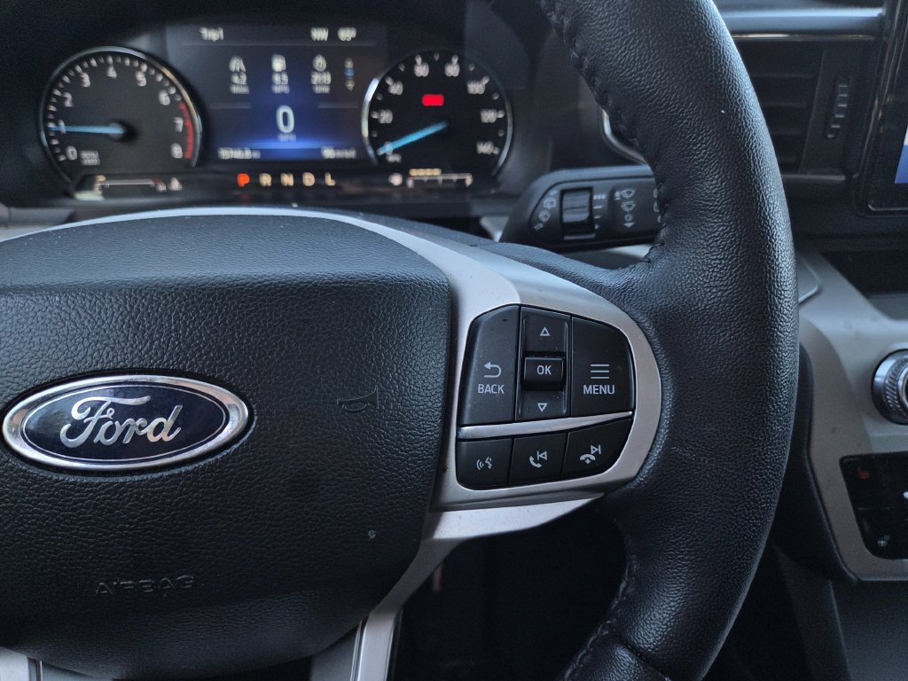 Used 2022 Ford Explorer XLT w/ Equipment Group 202A AWD/4WD image 25