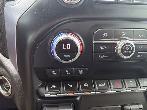 Used 2019 GMC Sierra 1500 SLT AWD/4WD image 45