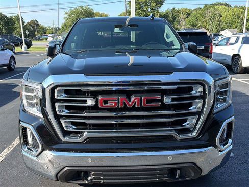 Used 2019 GMC Sierra 1500 SLT w/ SLT Premium Plus Package AWD/4WD image 11