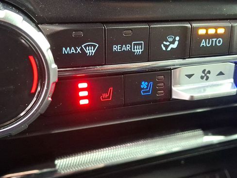 Certified 2023 Ford F150 Platinum image 19