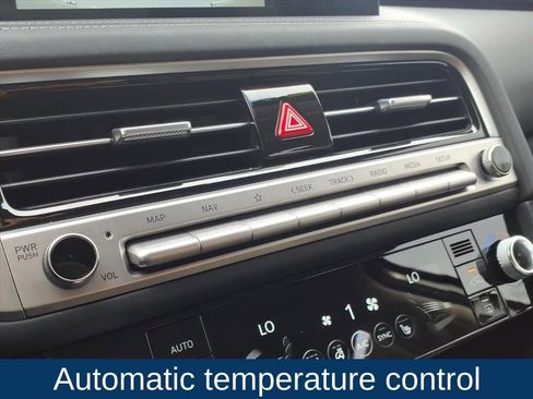 Used 2026 Genesis G70 2.5T image 4