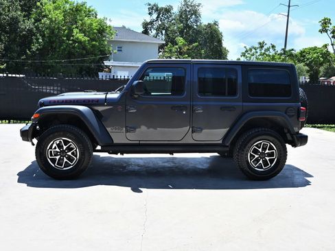 Used 2024 Jeep Wrangler Unlimited Rubicon AWD/4WD image 7