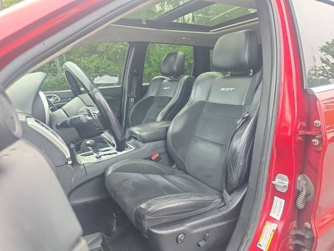 Used 2012 Jeep Grand Cherokee SRT8 w/ Luxury Group II AWD/4WD image 16