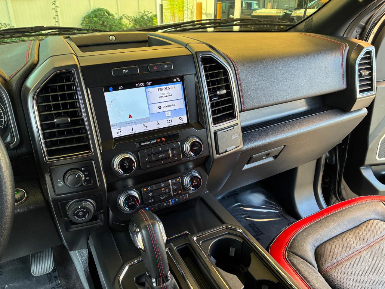 Used 2019 Ford F150 Lariat w/ Equipment Group 502A Luxury AWD/4WD image 20