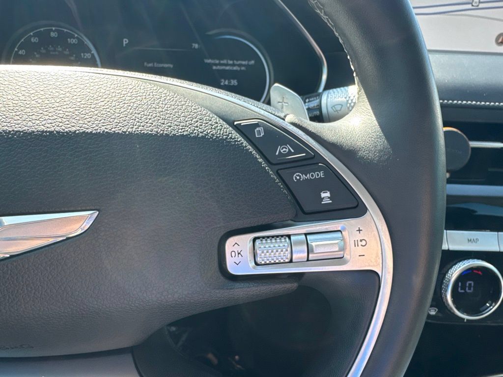 Used 2021 Genesis G80 2.5T RWD image 7