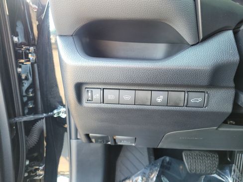 Used 2024 Toyota RAV4 XLE w/ Convenience Package AWD/4WD image 20