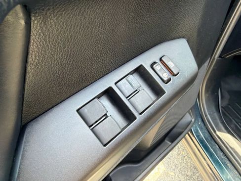 Used 2018 Toyota RAV4 XLE FWD image 13