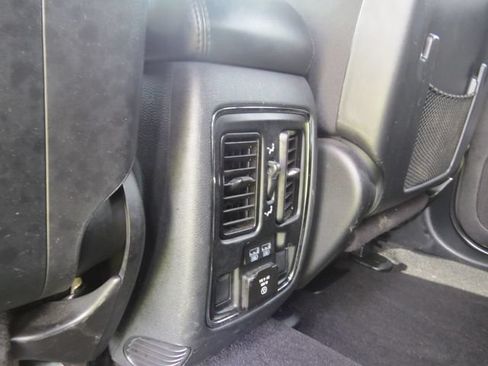 Used 2020 Jeep Grand Cherokee Limited w/ Trailer Tow Group IV AWD/4WD image 10