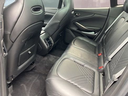 Used 2021 Aston Martin DBX image 12