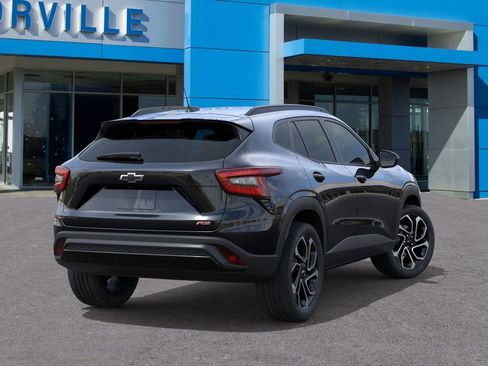New 2026 Chevrolet Trax RS image 4