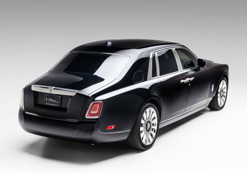 Used 2019 Rolls-Royce Phantom Sedan image 9