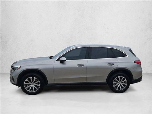 Used 2024 Mercedes-Benz GLC 300 image 8