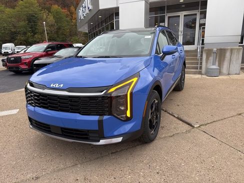 New 2026 Kia Sportage EX w/ EX Panorama Roof Package image 3