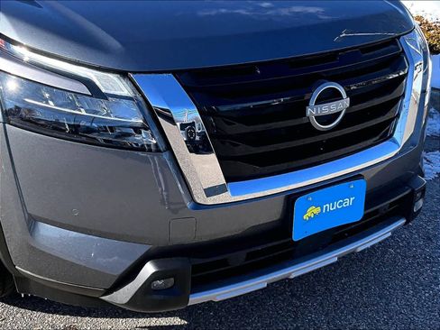 Certified 2025 Nissan Pathfinder SL w/ Cargo Package image 31