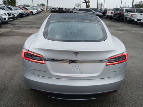Used 2015 Tesla Model S 60 image 4