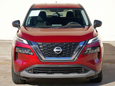 Used 2023 Nissan Rogue S FWD image 39