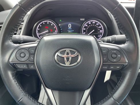 Used 2024 Toyota Camry SE image 23