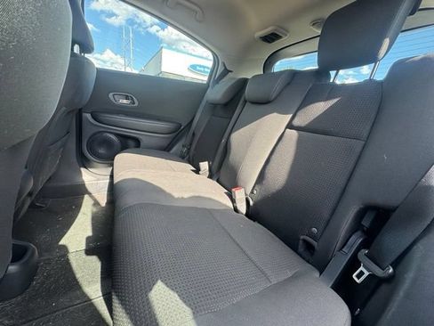 Used 2022 Honda HR-V LX image 12
