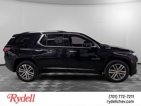 Used 2023 Chevrolet Traverse High Country image 6