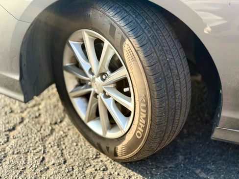 Used 2018 Hyundai Sonata SE FWD image 14