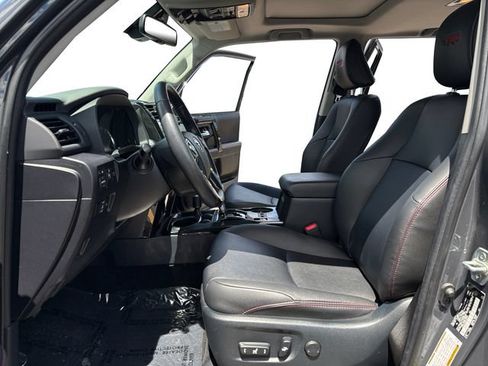 Used 2024 Toyota 4Runner TRD Off-Road Premium w/ Moonroof Package AWD/4WD image 9
