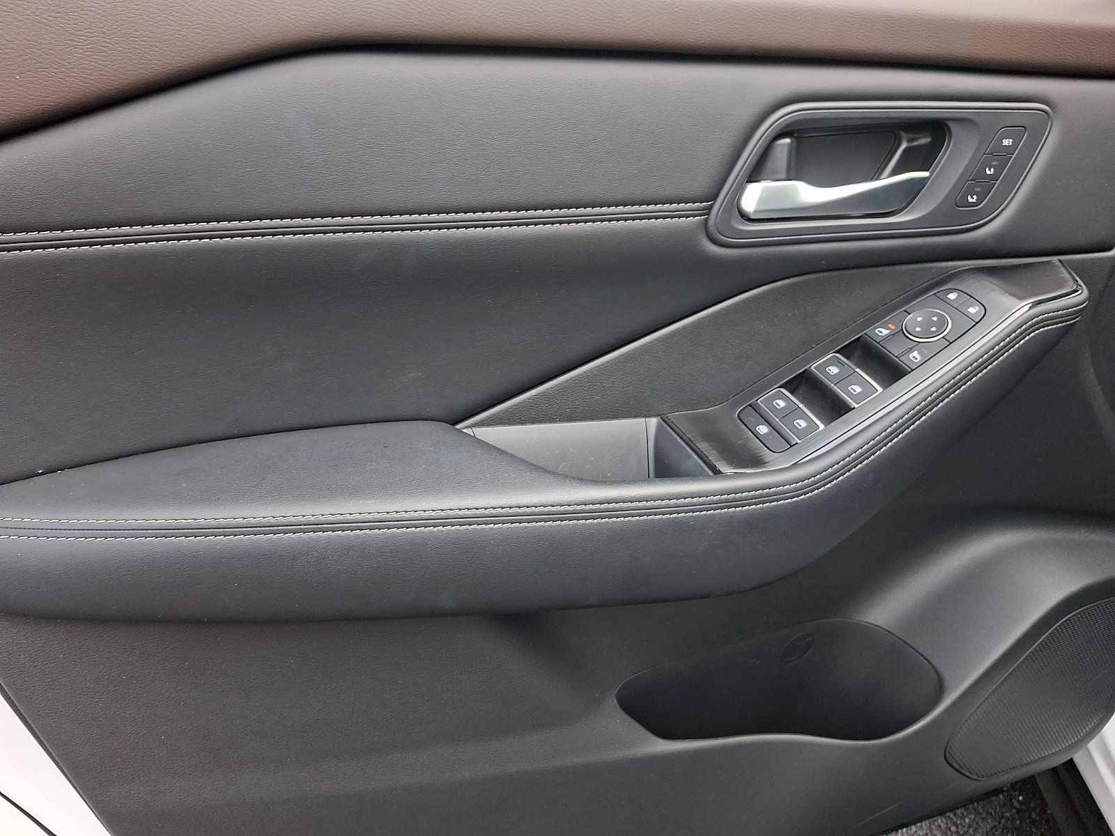 Certified 2023 Nissan Rogue SL AWD/4WD image 12