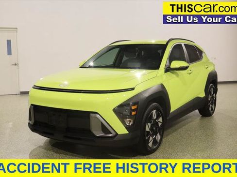 Used 2024 Hyundai Kona SEL w/ Convenience Package FWD image 4